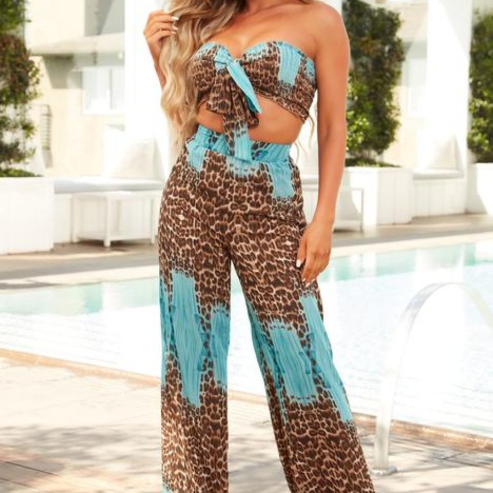 Fashion Nova Last Chance Aqua Leopard Pant Set - Picture 6 of 9